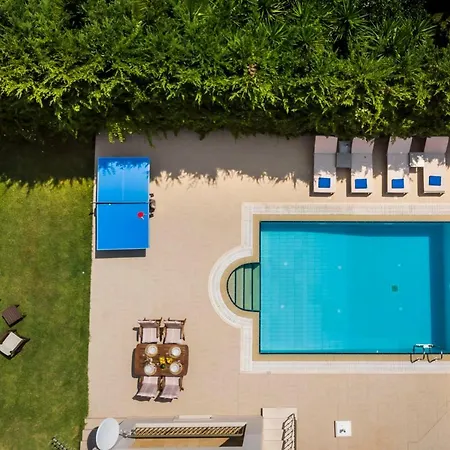 Villa Thelxis