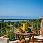 Villa Thelxis